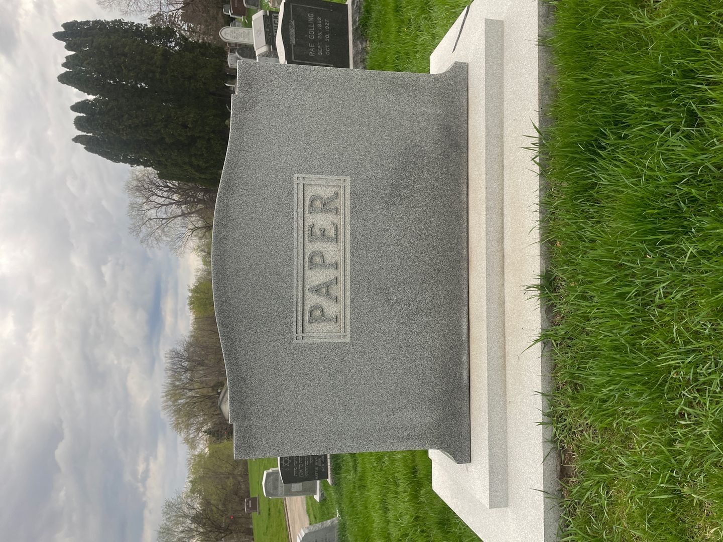 Annie F. Paper's grave. Photo 1