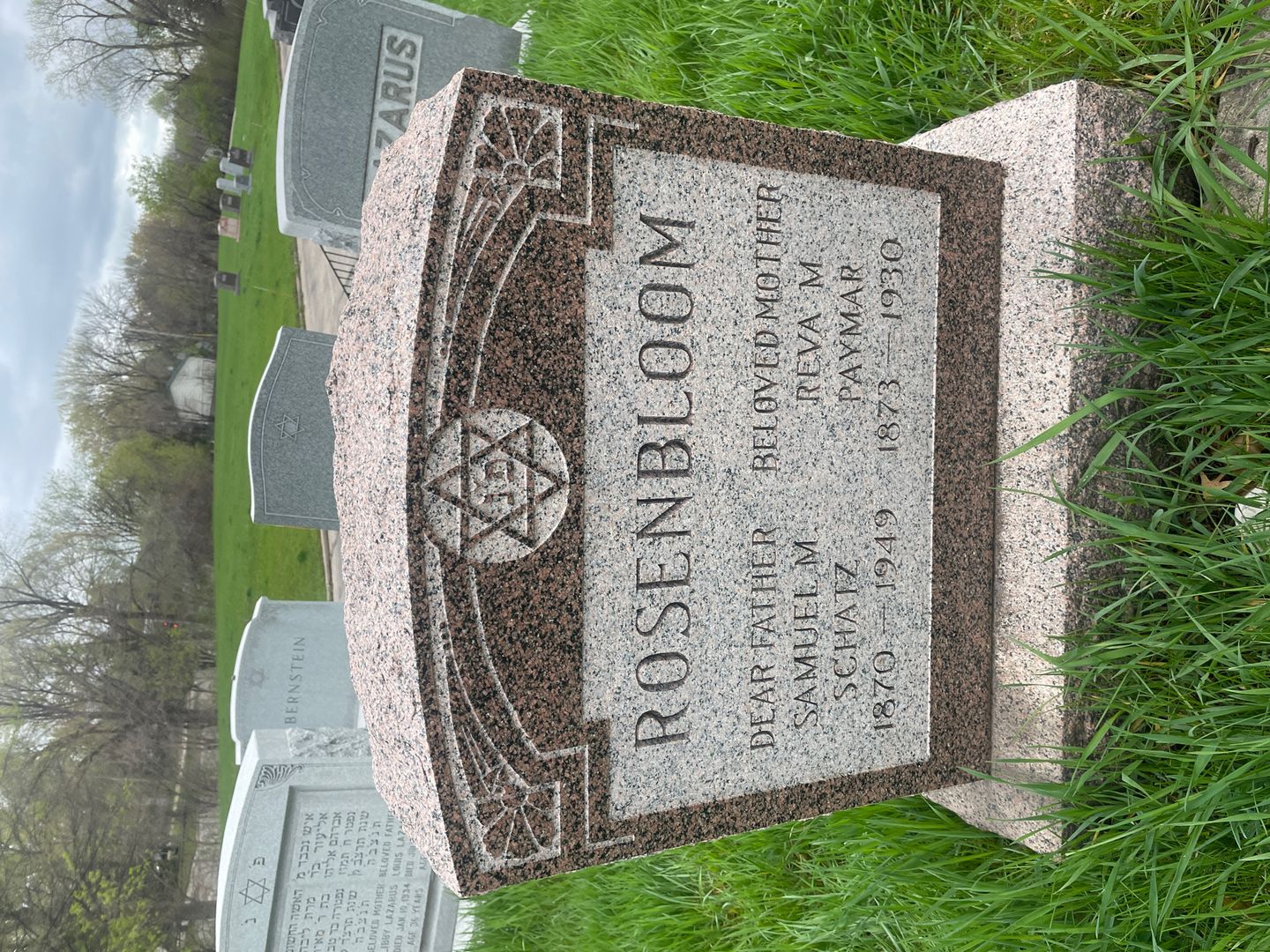 Reva M. Paymar Rosenbloom's grave. Photo 1