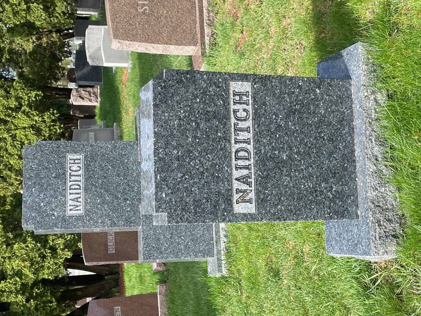 Harold Martin Naiditch's grave. Photo 1