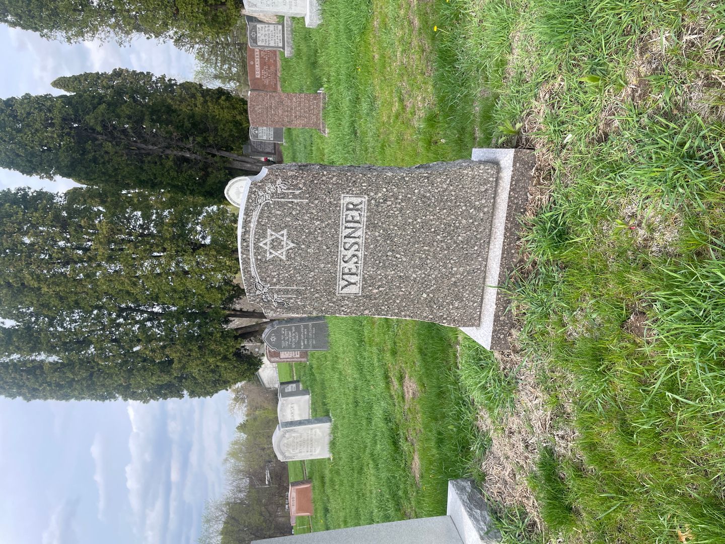 David Jones Yessner's grave. Photo 1