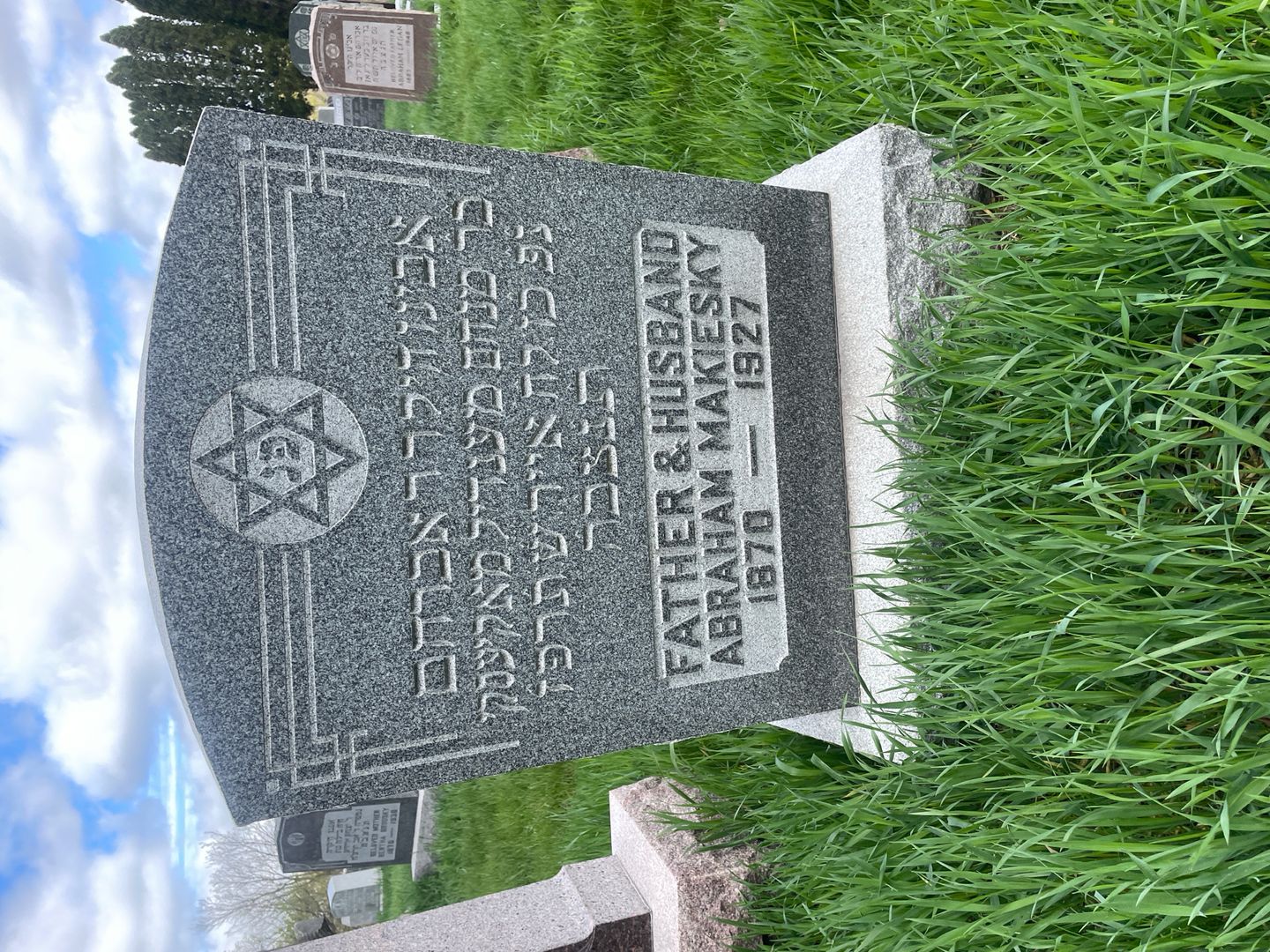 Abraham Makiesky's grave. Photo 1